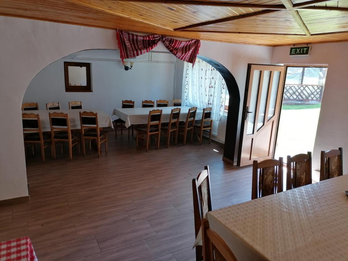 Pensiunea Dealul Frumos Bran  Bagian luar foto